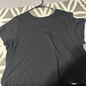 Old Navy Black Short Sleeve Tee